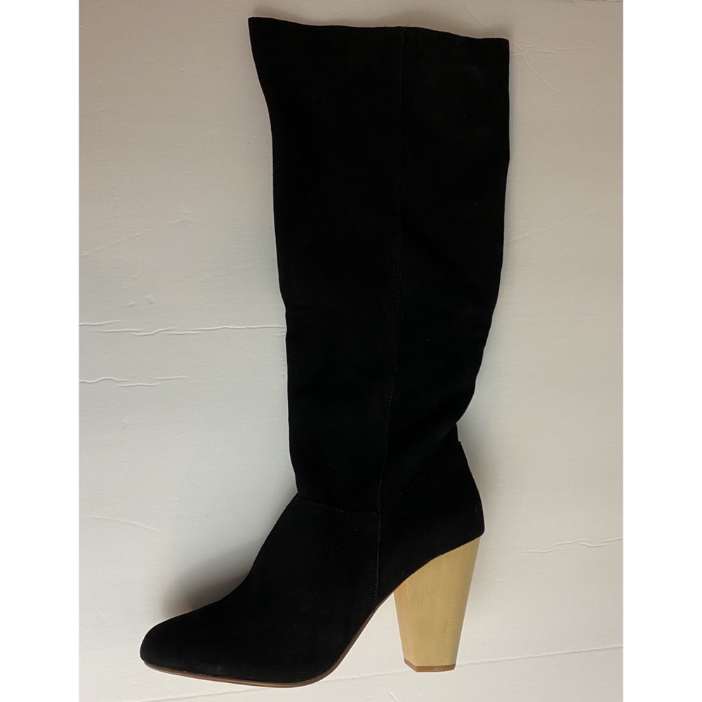Black suede boots